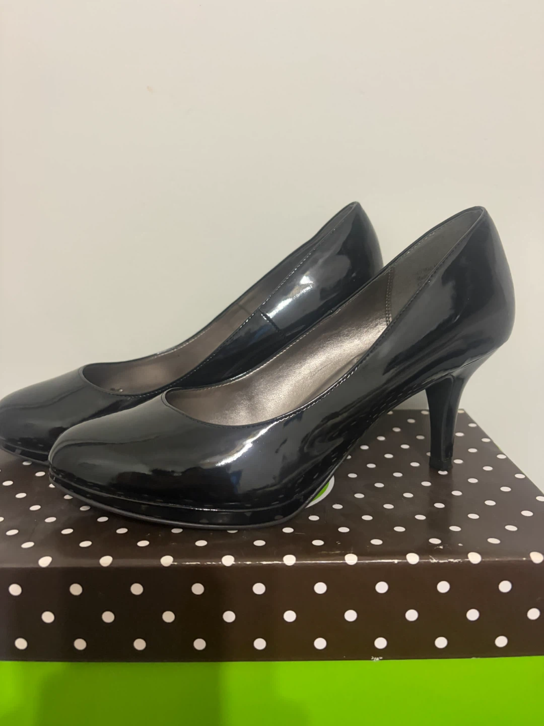 Kelly & Katie Black Patent Heels - photo 2