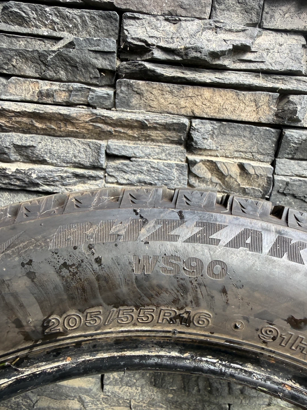 Bridgestone Winter Tires - 205/55R16 - photo 3