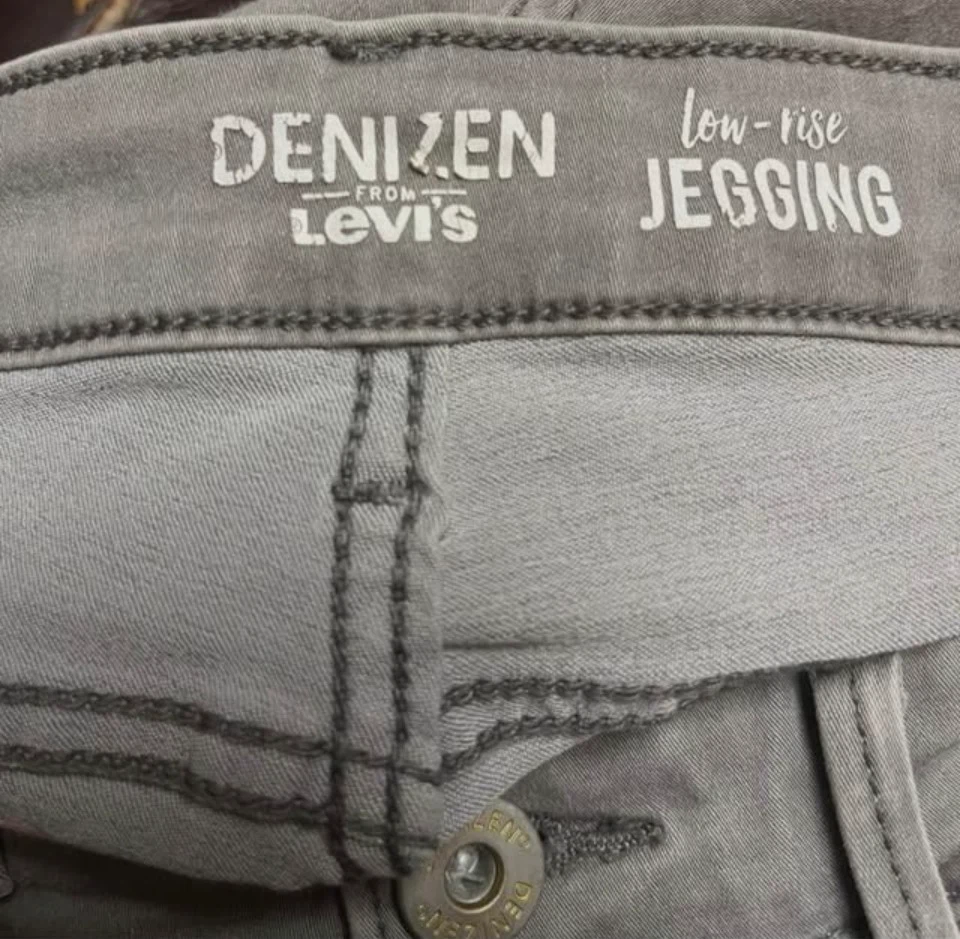 Denizen from Levi's Low-Rise Jegging - Gray Size 31 - photo 3