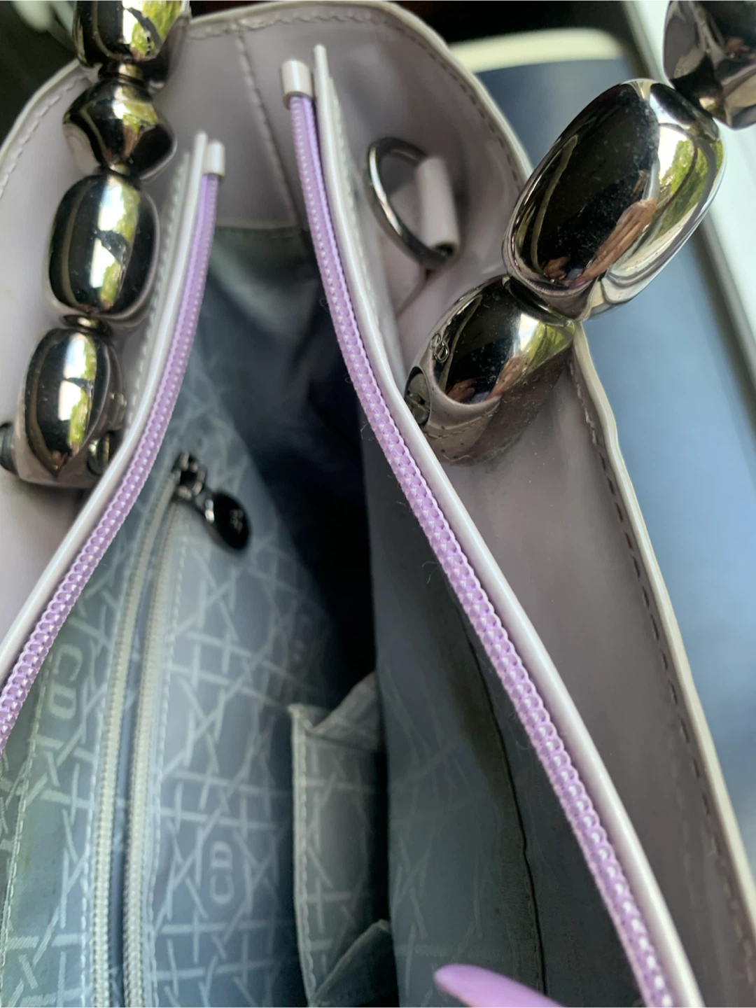 Christian Dior patent leather handbag - photo 3