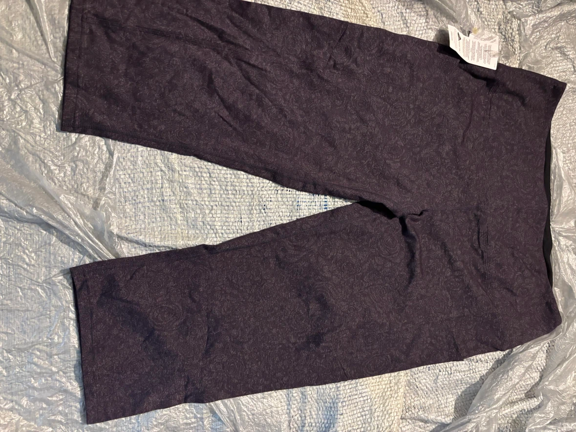 NWOT Kirkland Signature Women's Leggings XL Purple