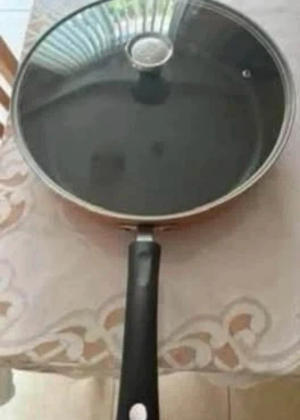 Small and big frying pan (Okay condition) (Both for Free) - photo 4