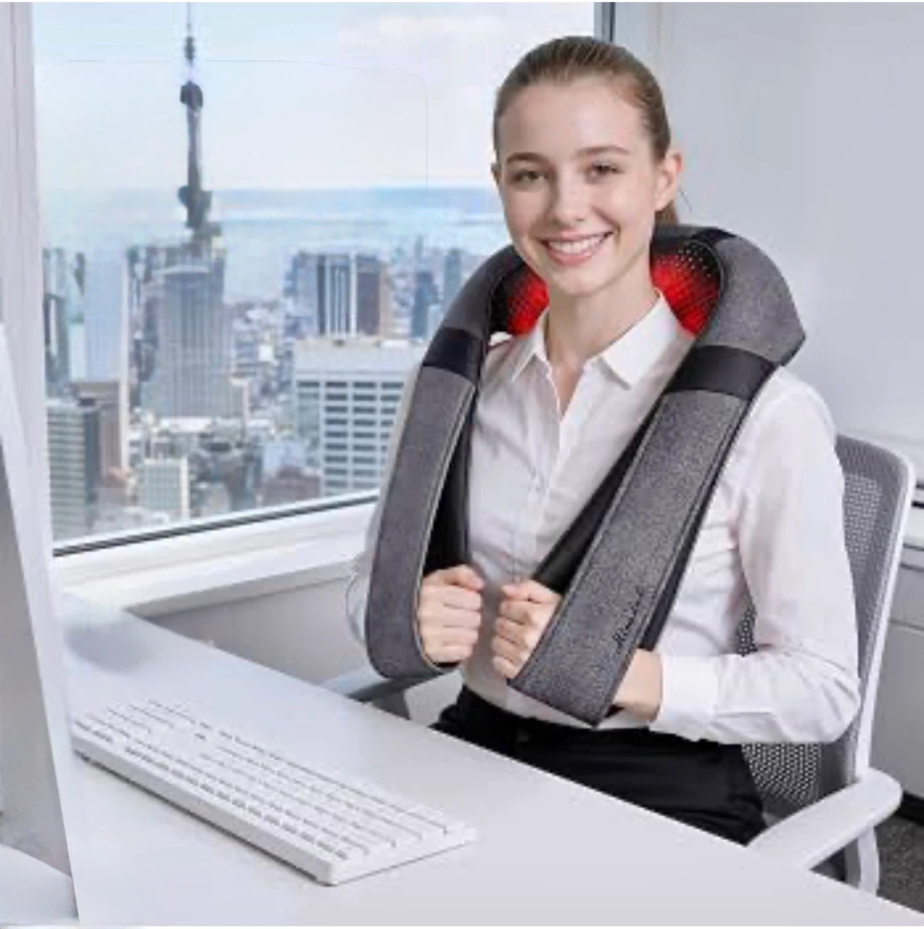 Mirakel Massager with Heat and 2 Outlet Options
