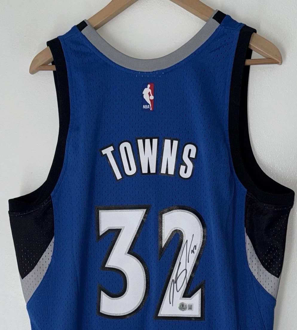 Karl-Anthony Towns Signed 2015-16 Rookie Season Jersey