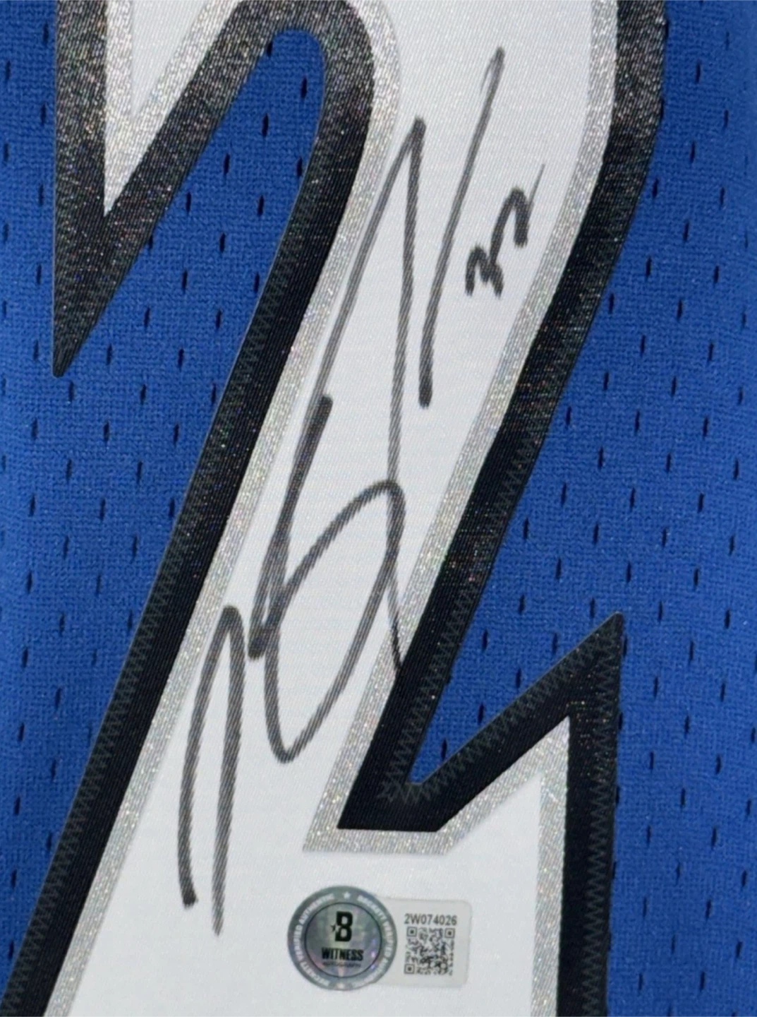Karl-Anthony Towns Signed 2015-16 Rookie Season Jersey - photo 3