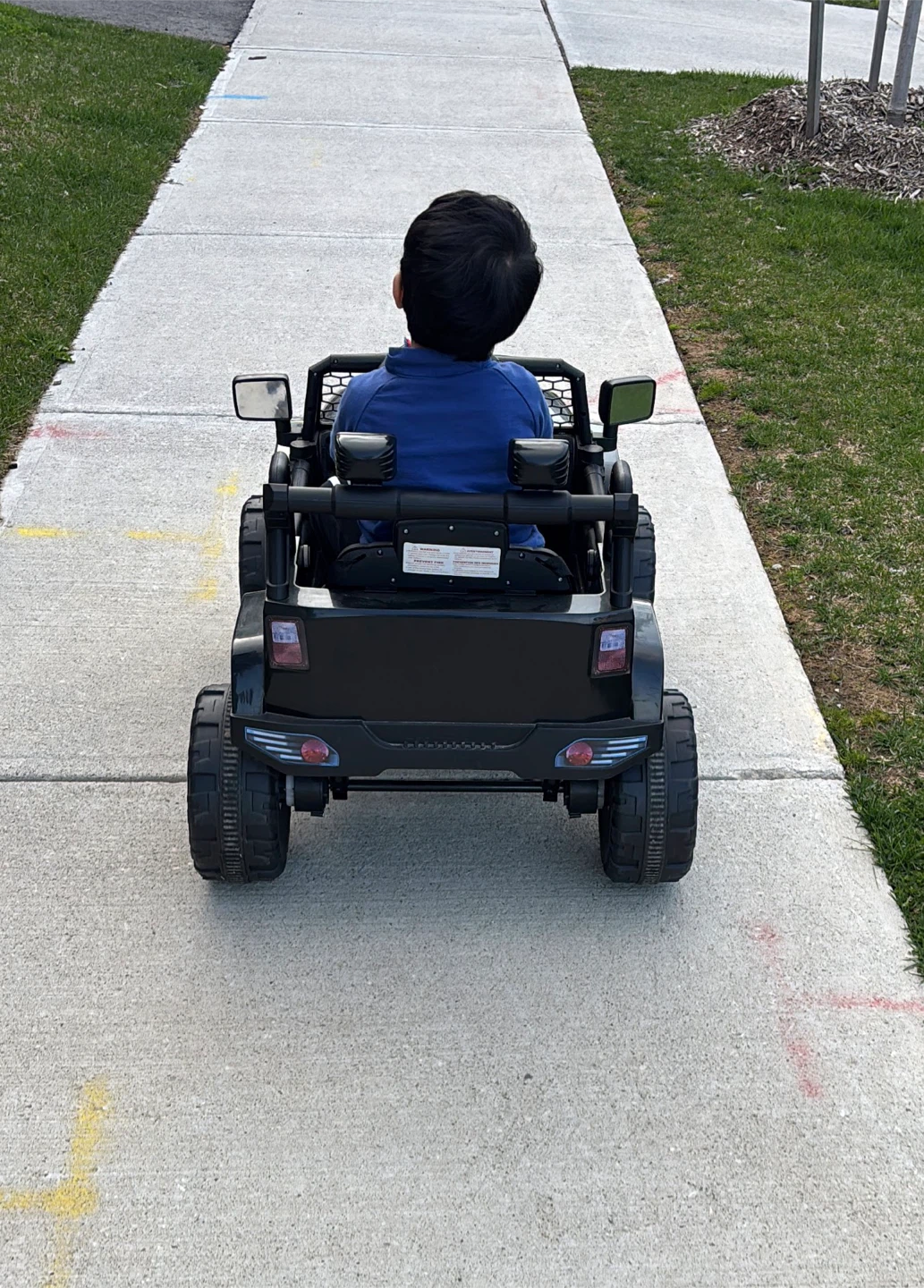 Black Ride-On Jeep for Kids - photo 2