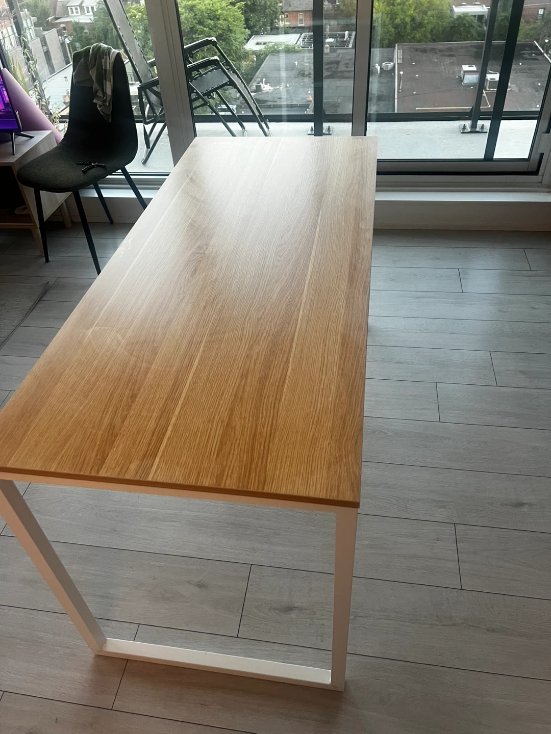 Desk Table with White Metal Legs - photo 4