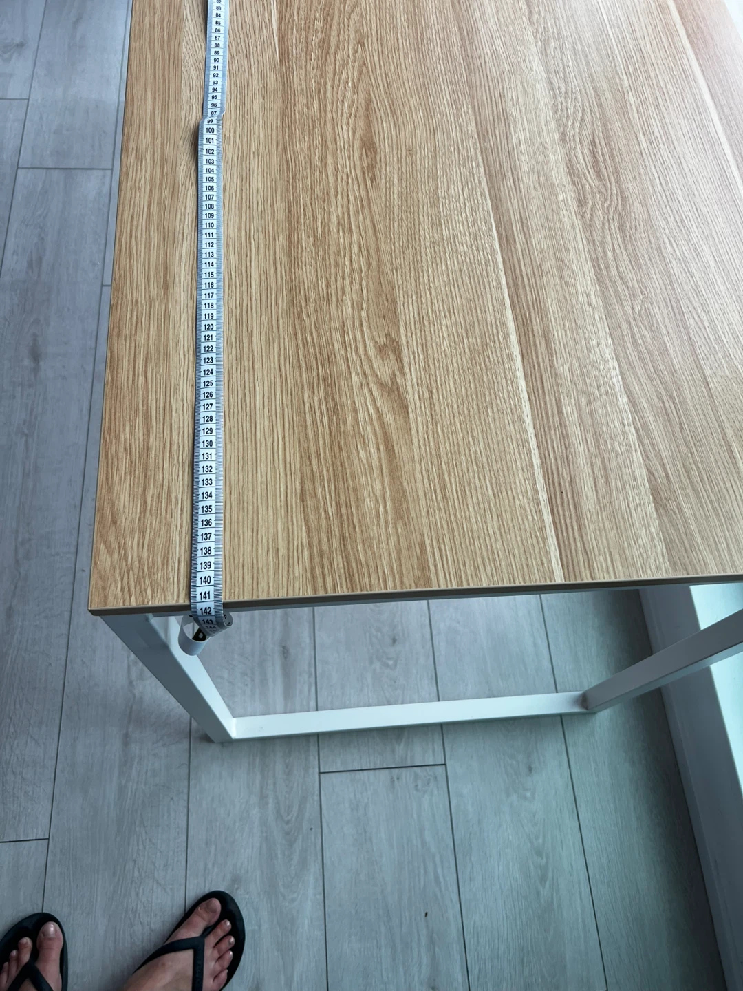 Desk Table with White Metal Legs - photo 5