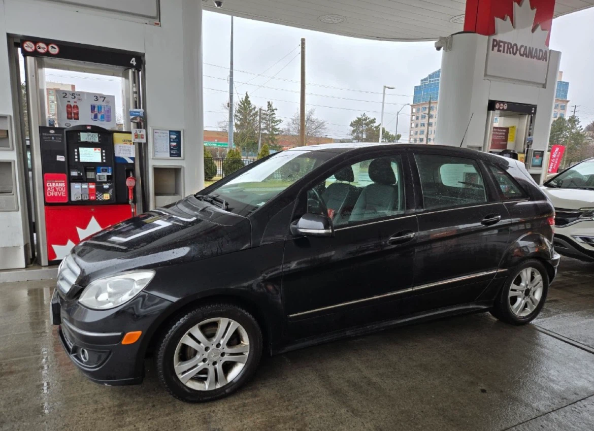 2008 Mercedes-Benz B200 Turbo - Black 5-Door Hatchback - photo 3