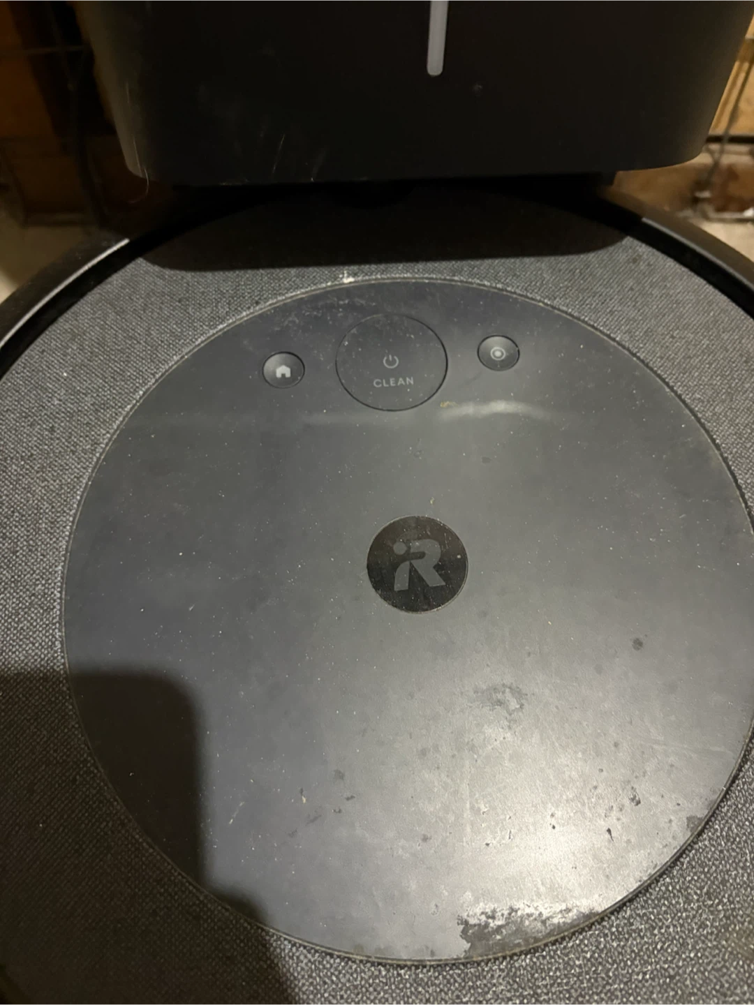 iRobot Roomba i7 Robot Vacuum - photo 2