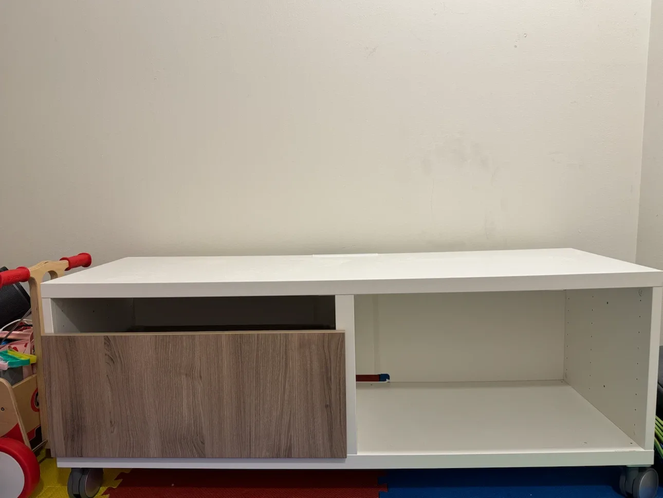 White and Wood Entertainment Unit