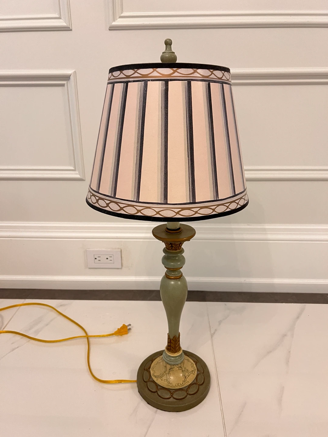 Vintage Decorative Table Lamp - photo 2