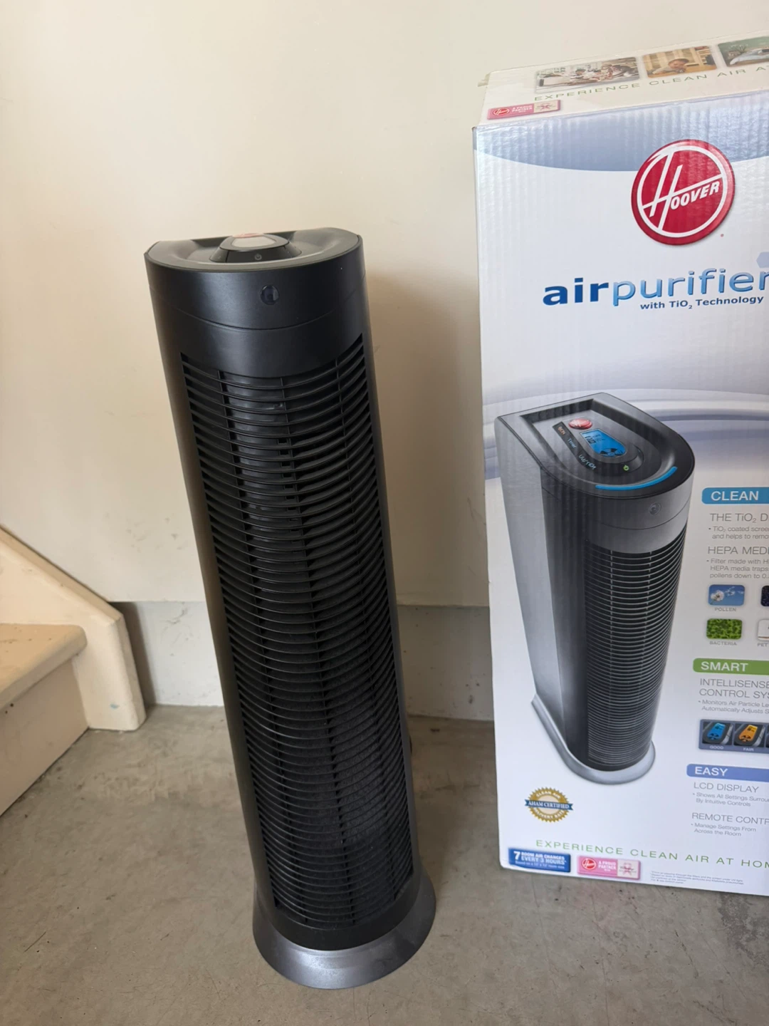 Hoover Air Purifier with TiO₂ Technology