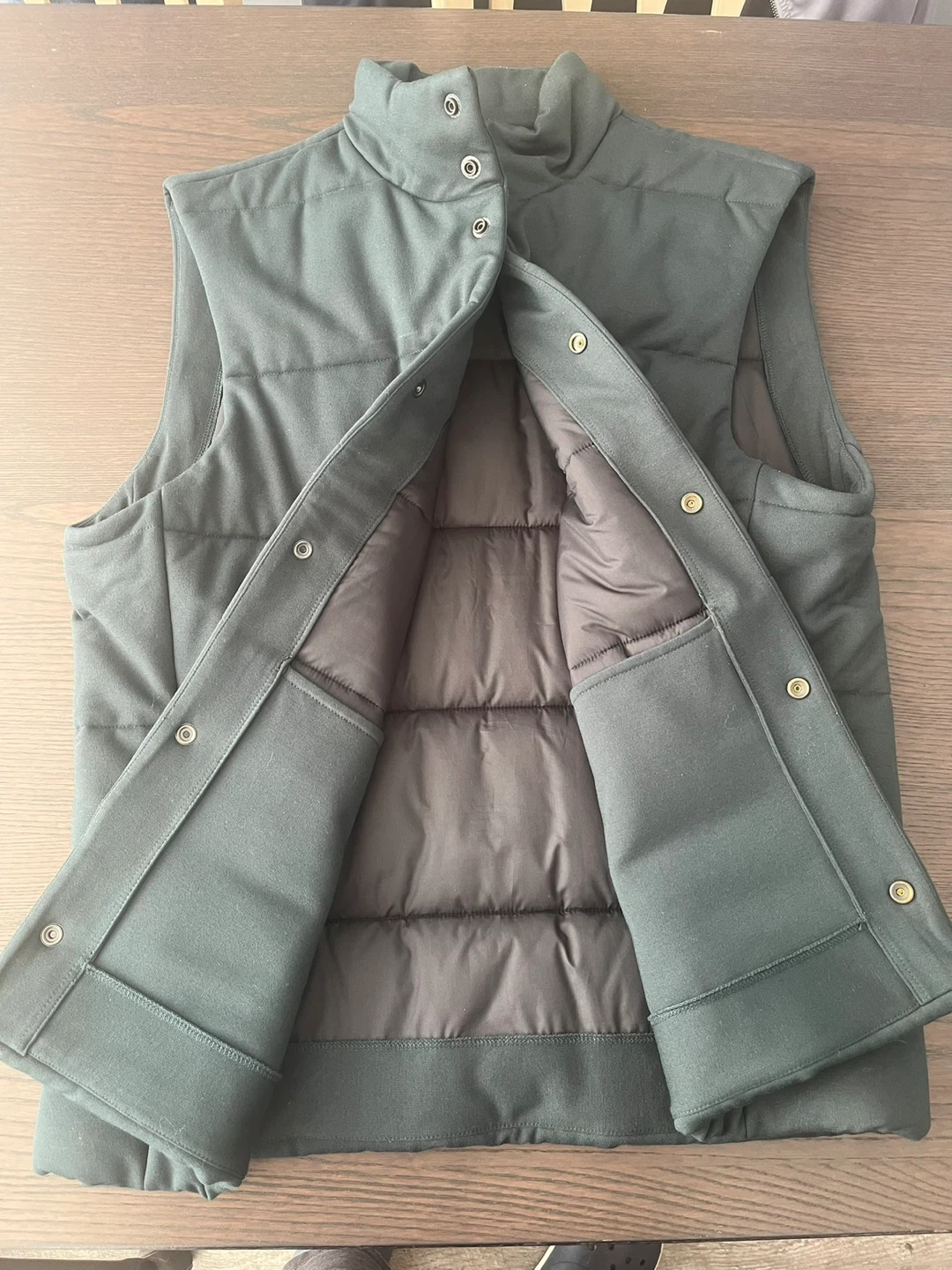 Club Monaco Puffer Vest XL/TG