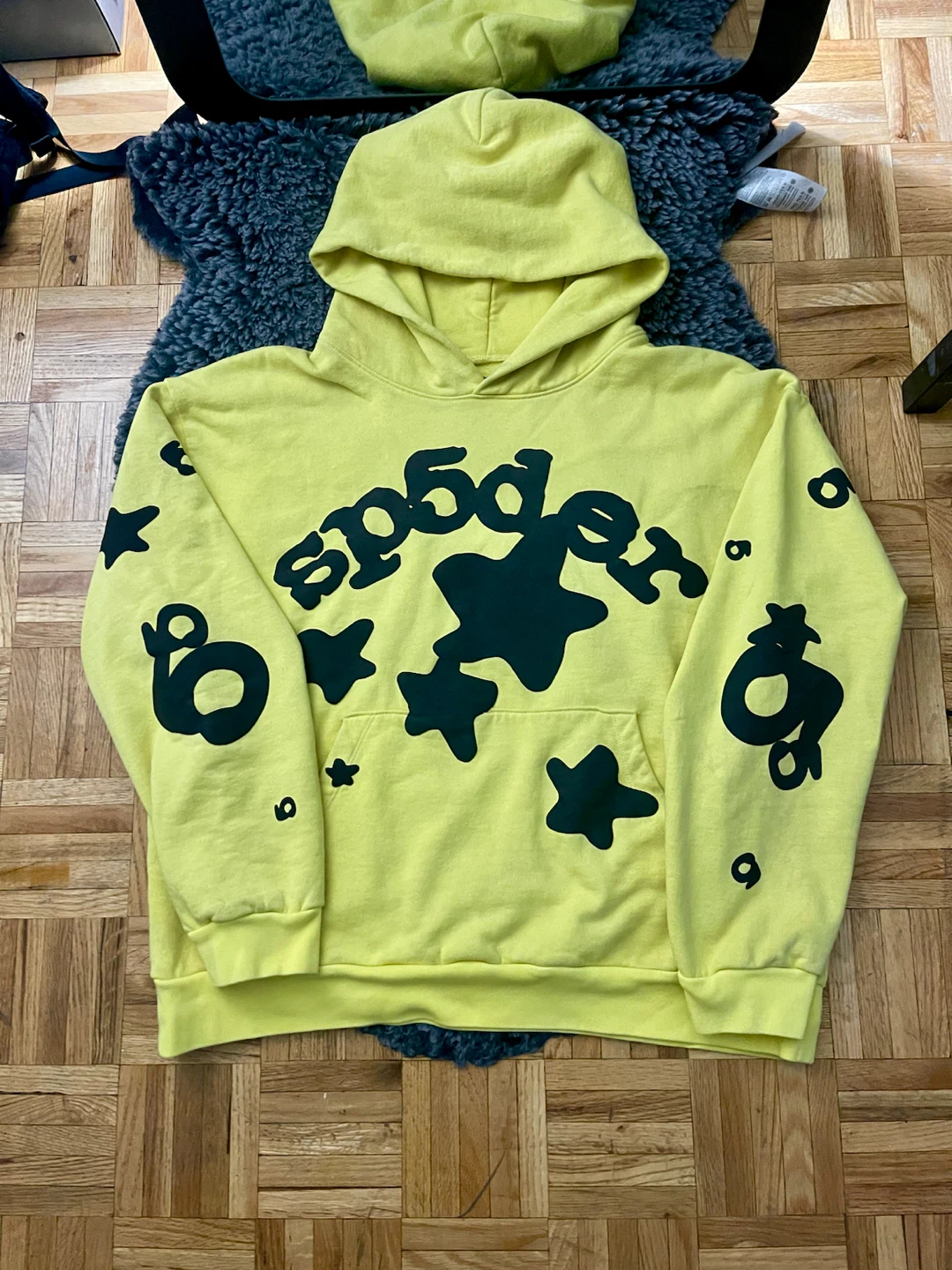 Yellow sp5der beluga tracksuit