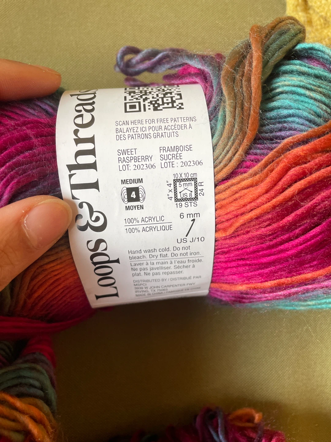 Yarn skeins - photo 2