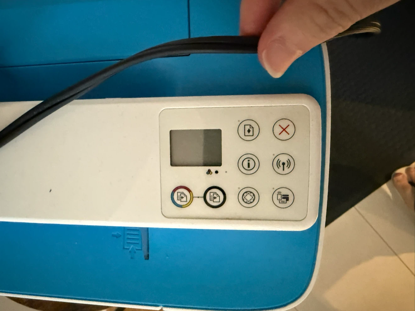 HP DeskJet 3755 All-in-One Printer - photo 5