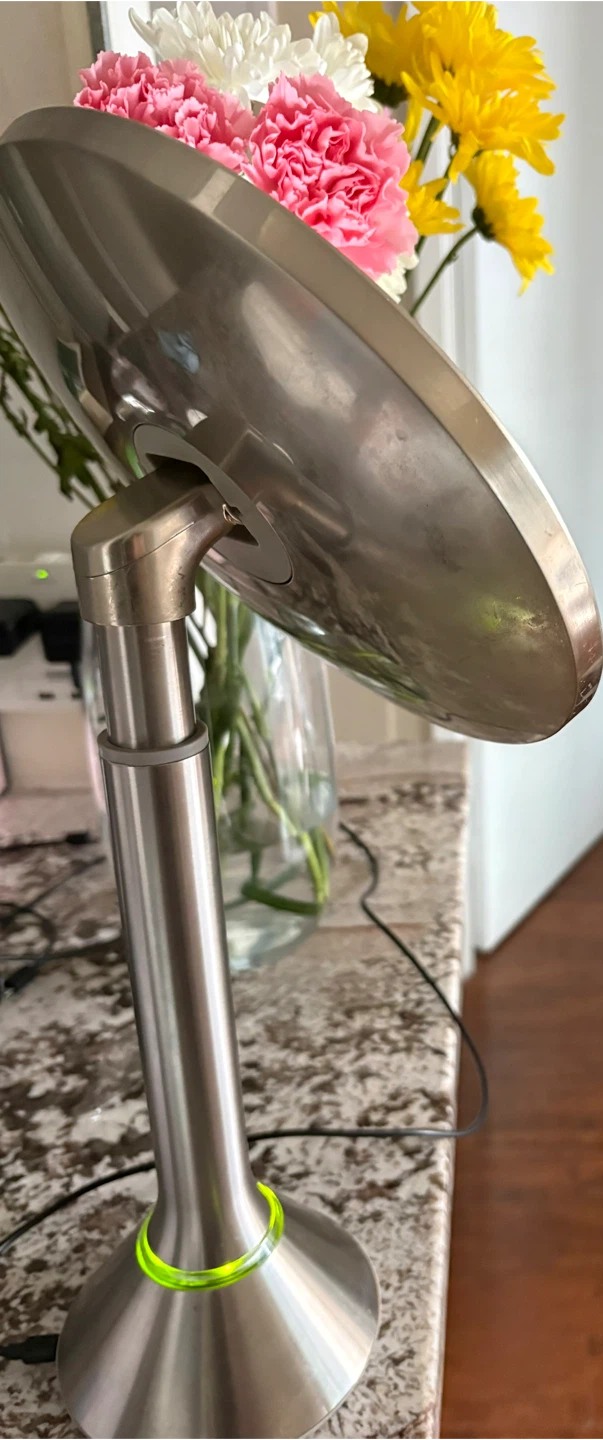 Simplehuman lighted makeup mirror - photo 2