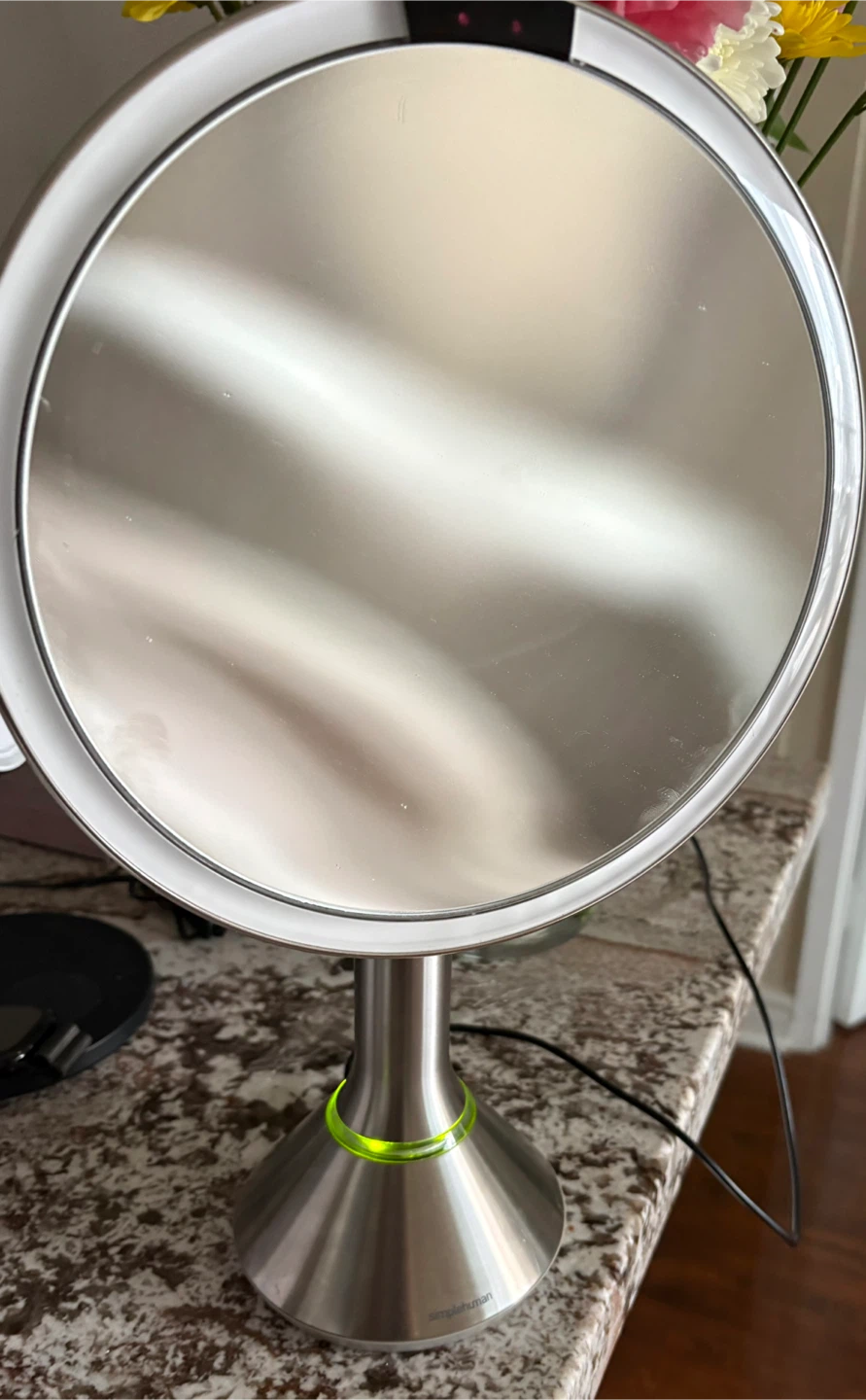 Simplehuman lighted makeup mirror - photo 3