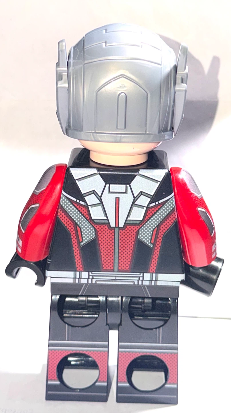 Giant man 9 inch mini figure. Avengers. Ant man - photo 3