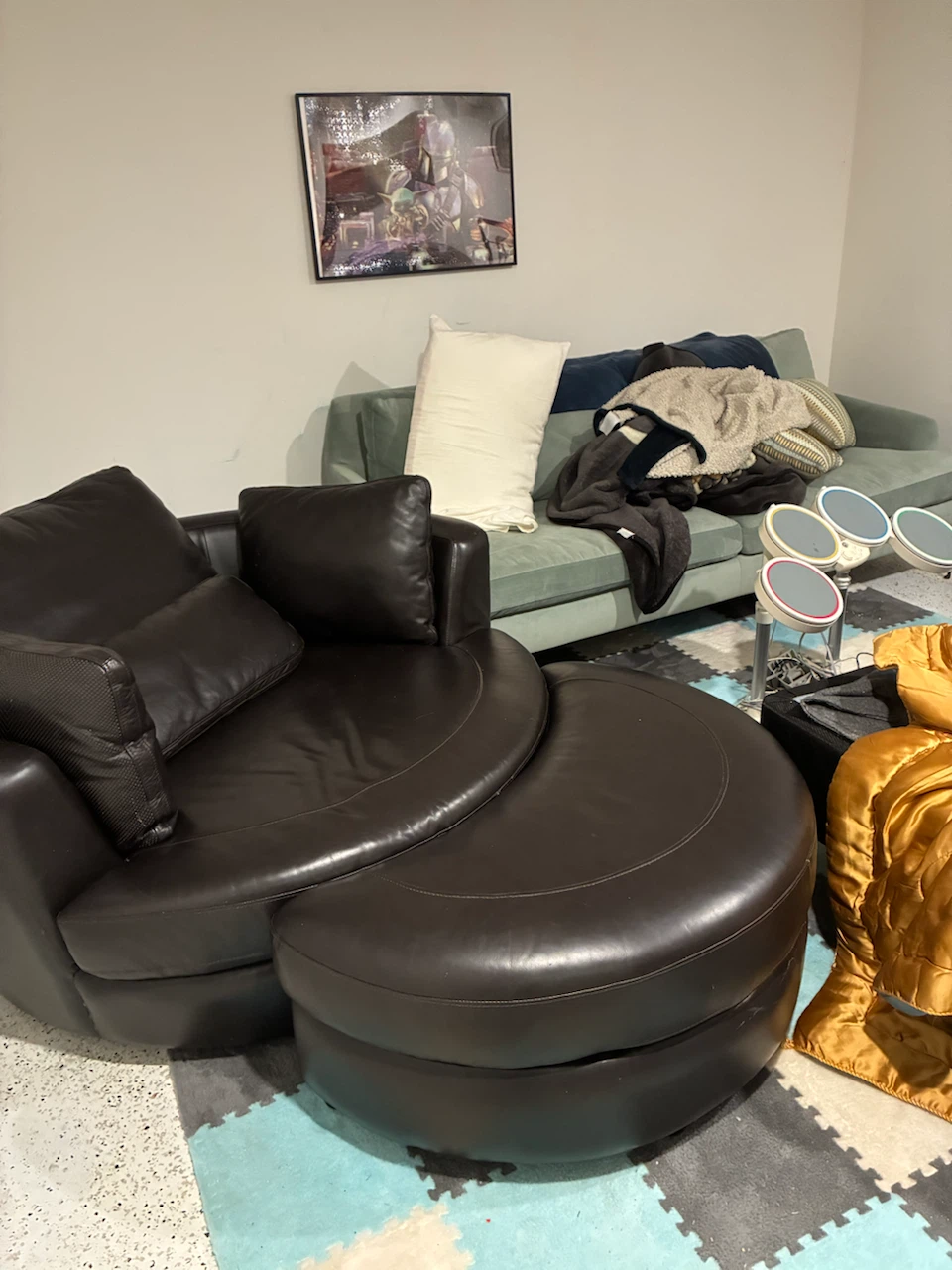 Cuddle chair brown leather with matching ottoman
