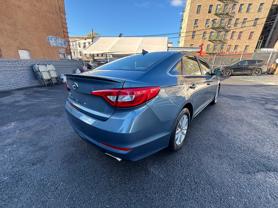 Blue Hyundai Sonata Sedan 2015 - photo 3
