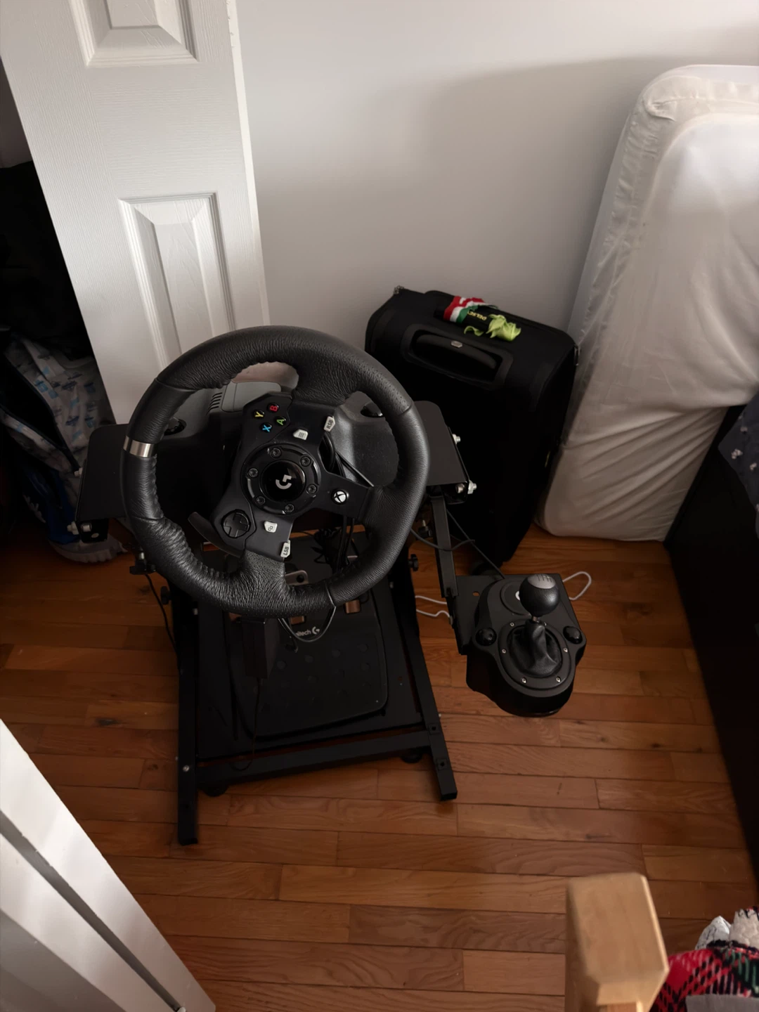 Logitech G920 Driving Force Racing Wheel