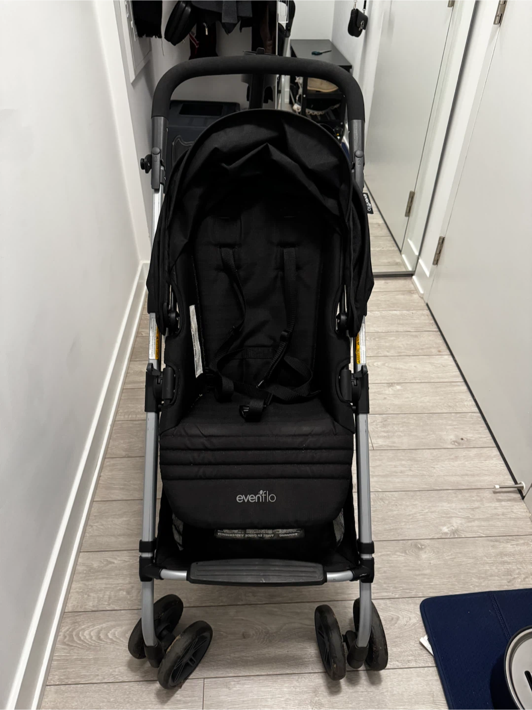 Evenflo Reversi Lightweight Reversible Stroller
