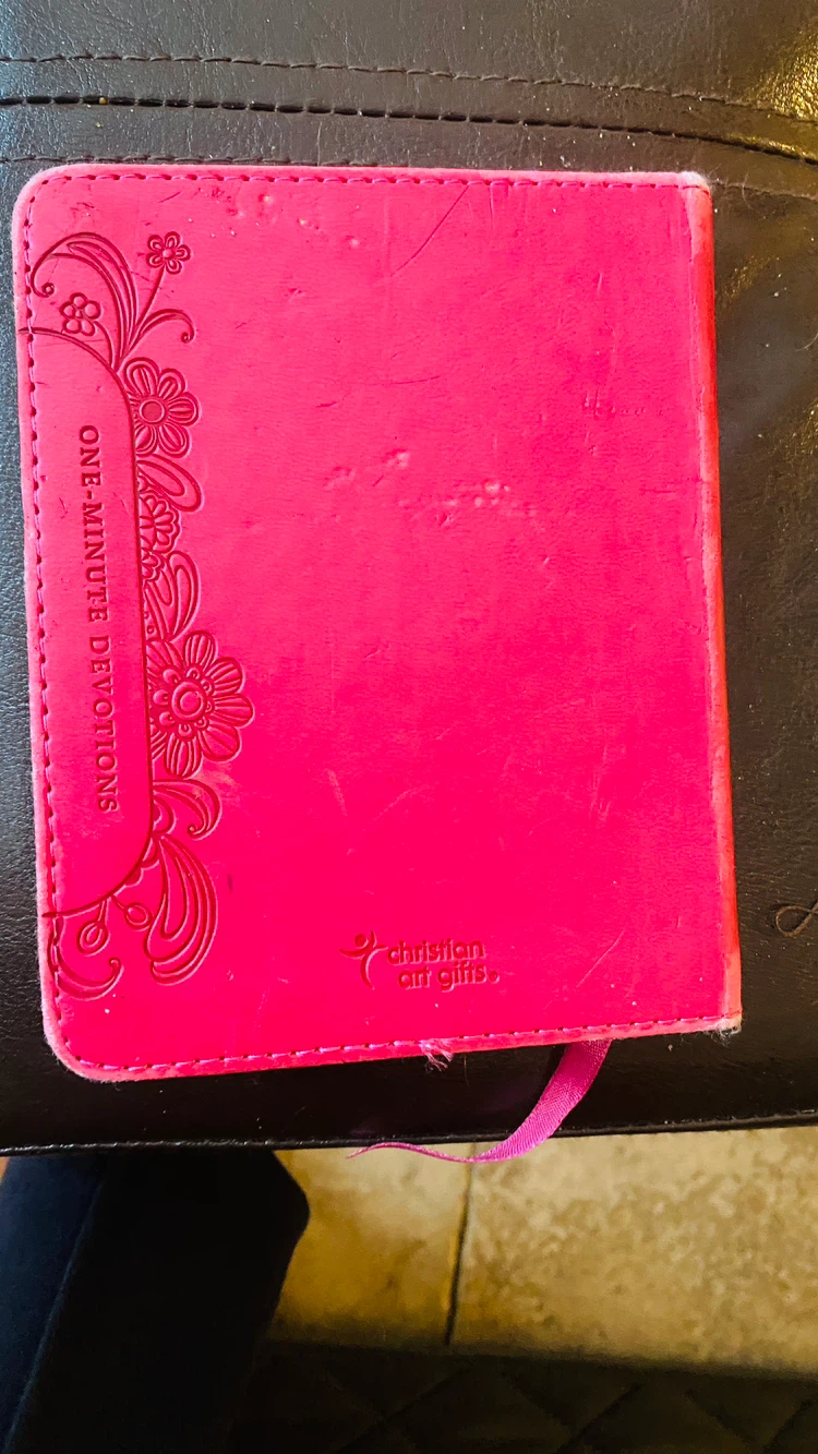 One minute devotion book - photo 2