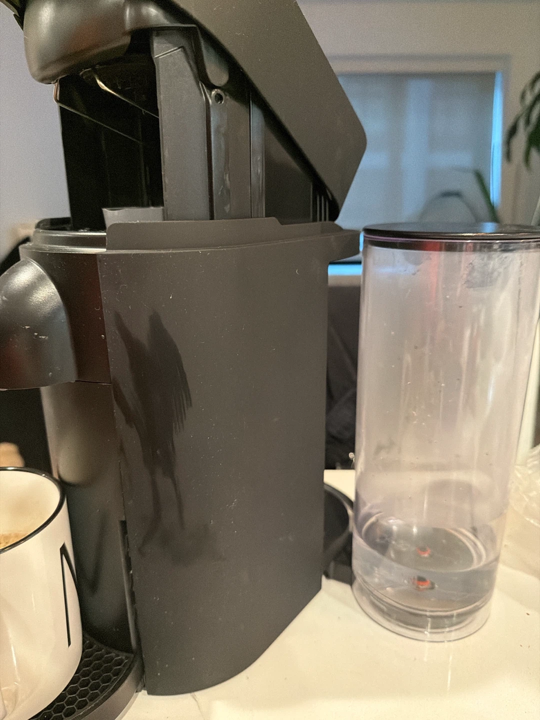 Nespresso Coffee Machine - photo 4