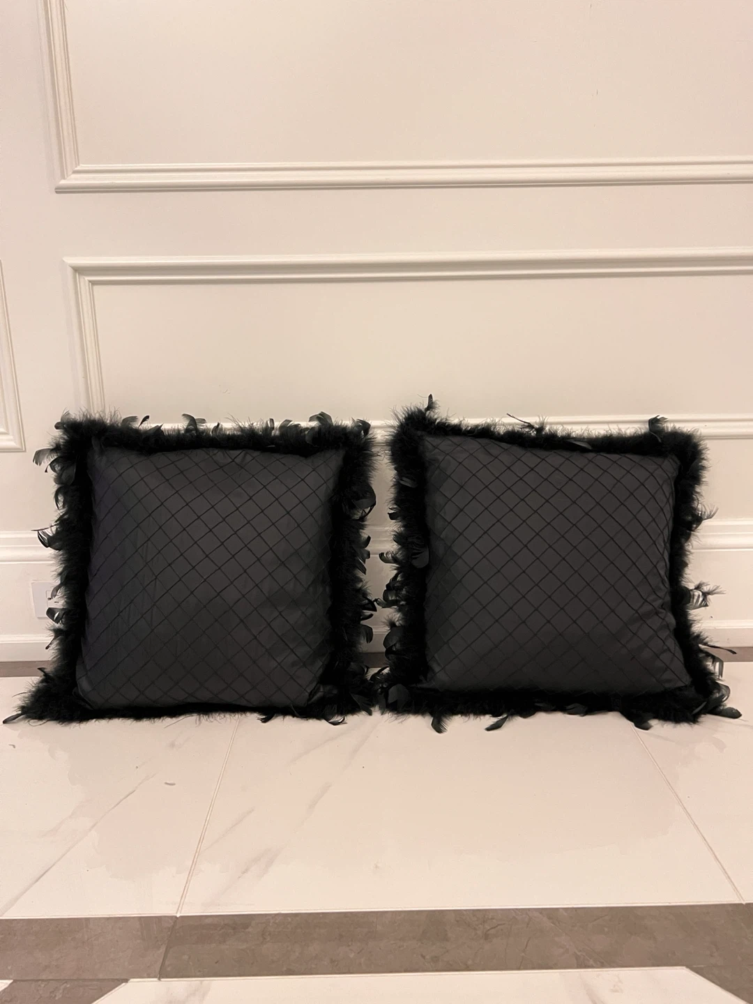 Set of 2 Black Decorative Throw Pillows with Feathers - photo 2