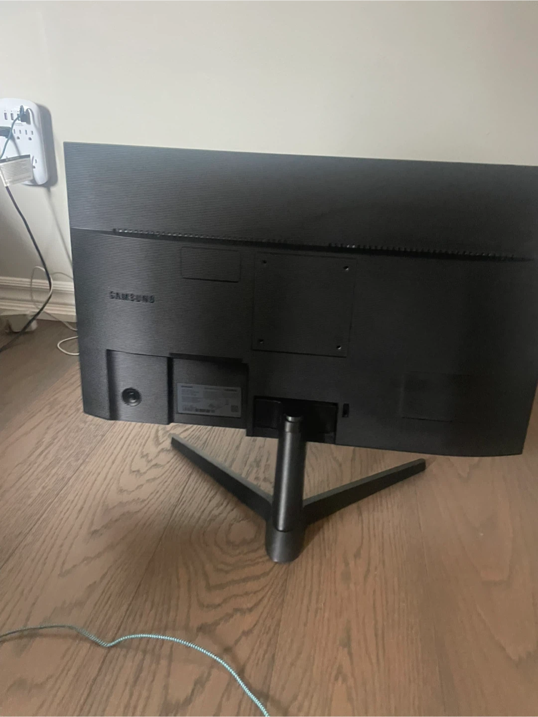 Gaming Monitor - photo 2