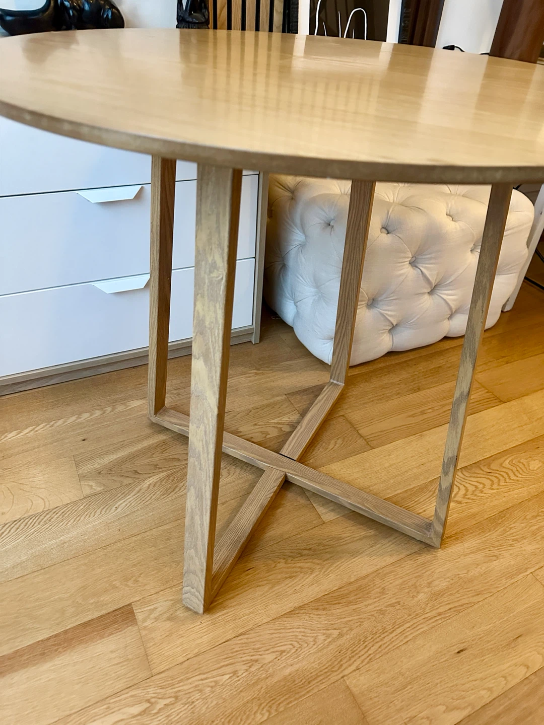 MODERN MINIMALIST WHITE OAK DINING TABLE / ROUND CONDO SIZE - photo 4