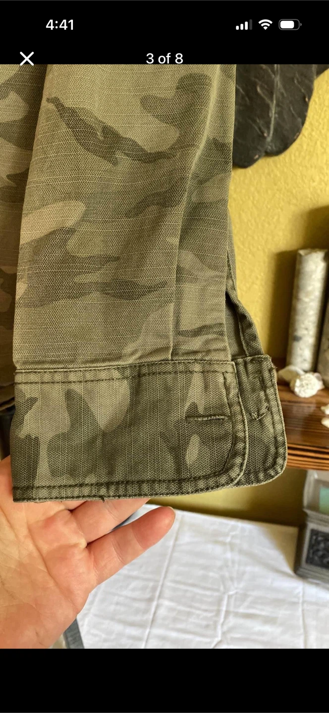 Hot Topic New Camo Button Down Jacket - photo 3