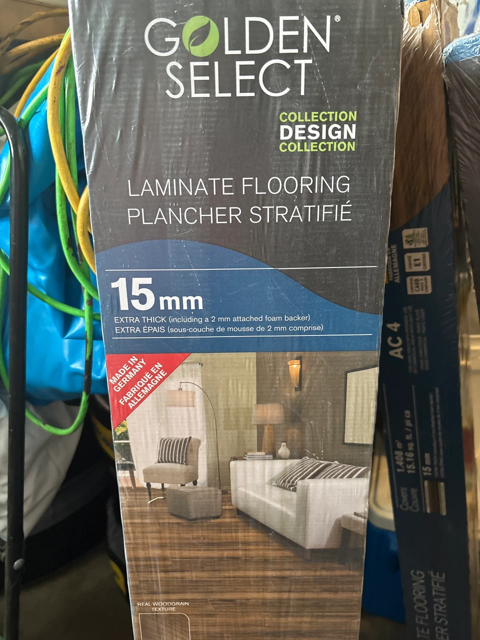 Golden Select Laminate Flooring – 4 Boxes