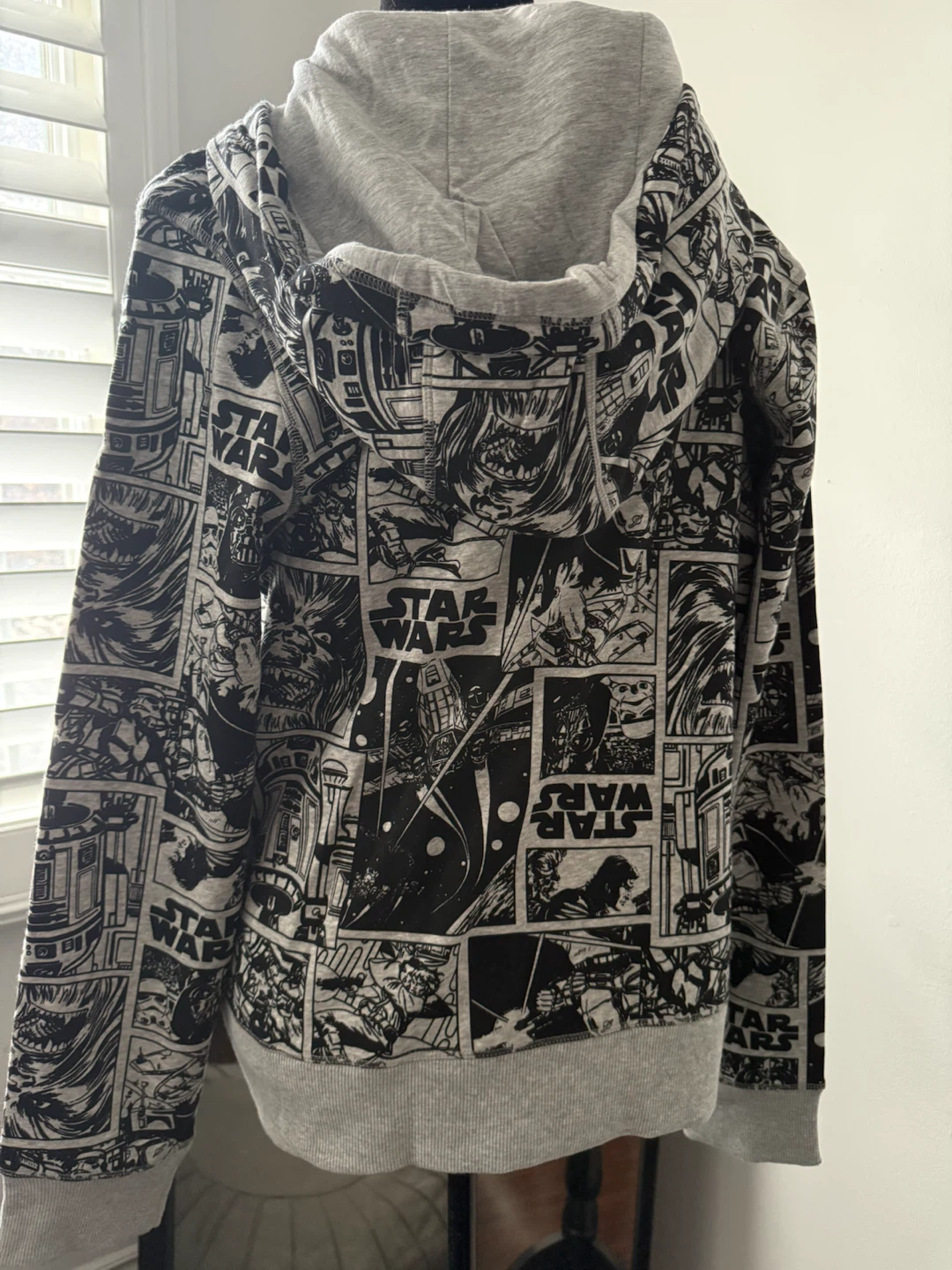 Amazon Essentials Star Wars Comic Zip-Up Hoodie - photo 2