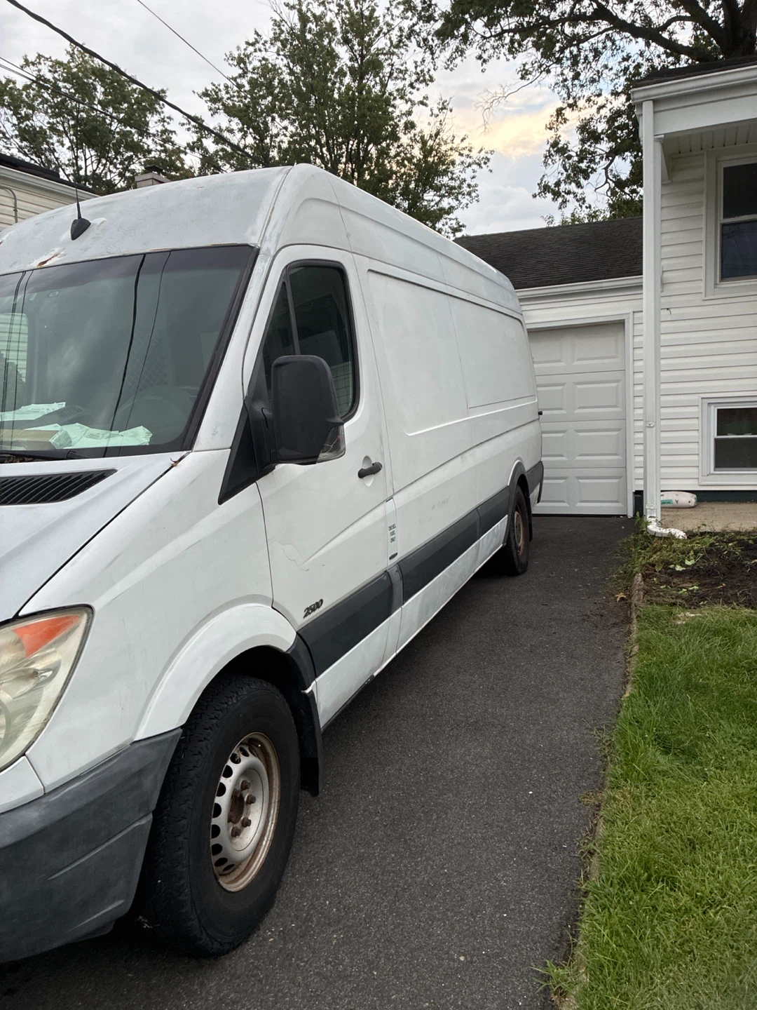 White Mercedes-Benz Sprinter Van - photo 2