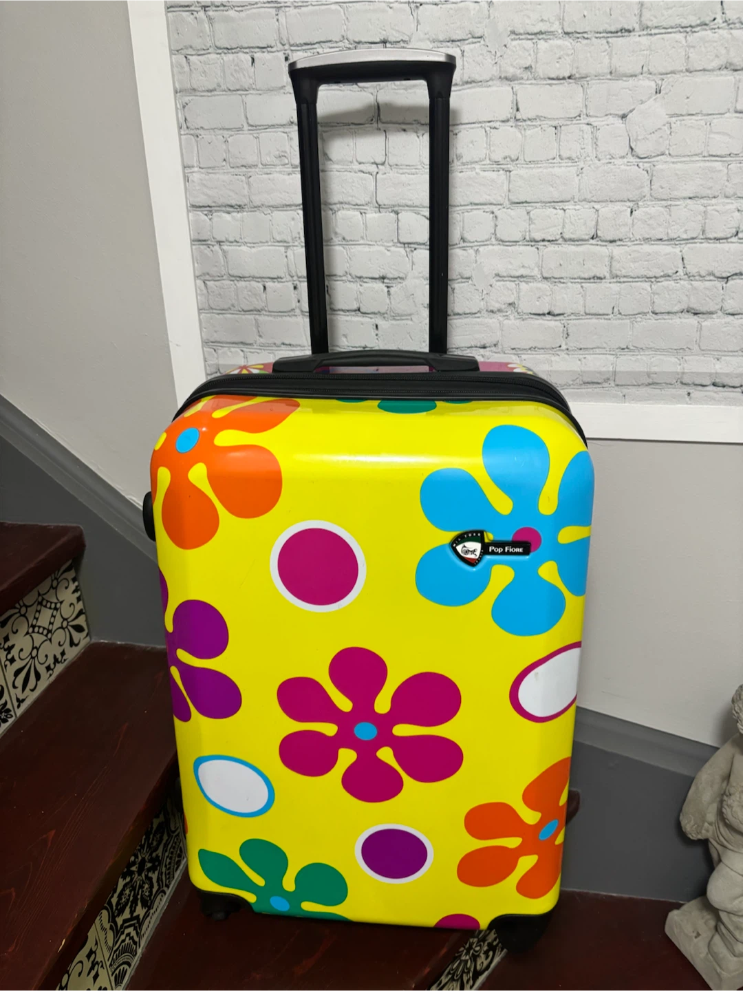 Mia Toro Pop Fiore Hardside Spinner Luggage - photo 2