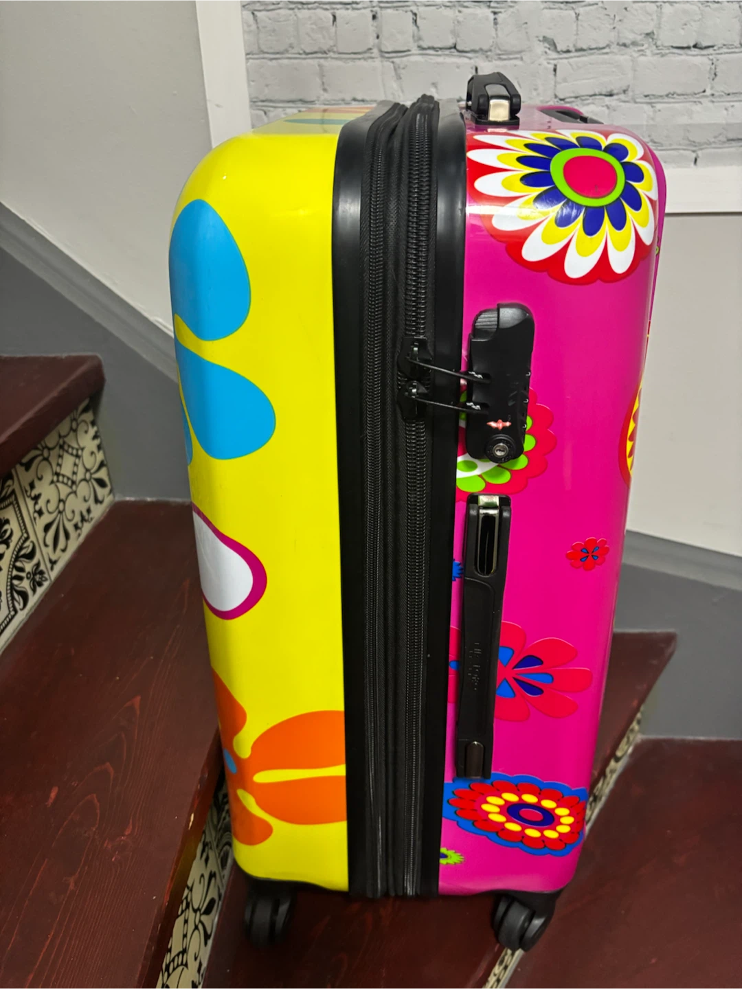 Mia Toro Pop Fiore Hardside Spinner Luggage - photo 5