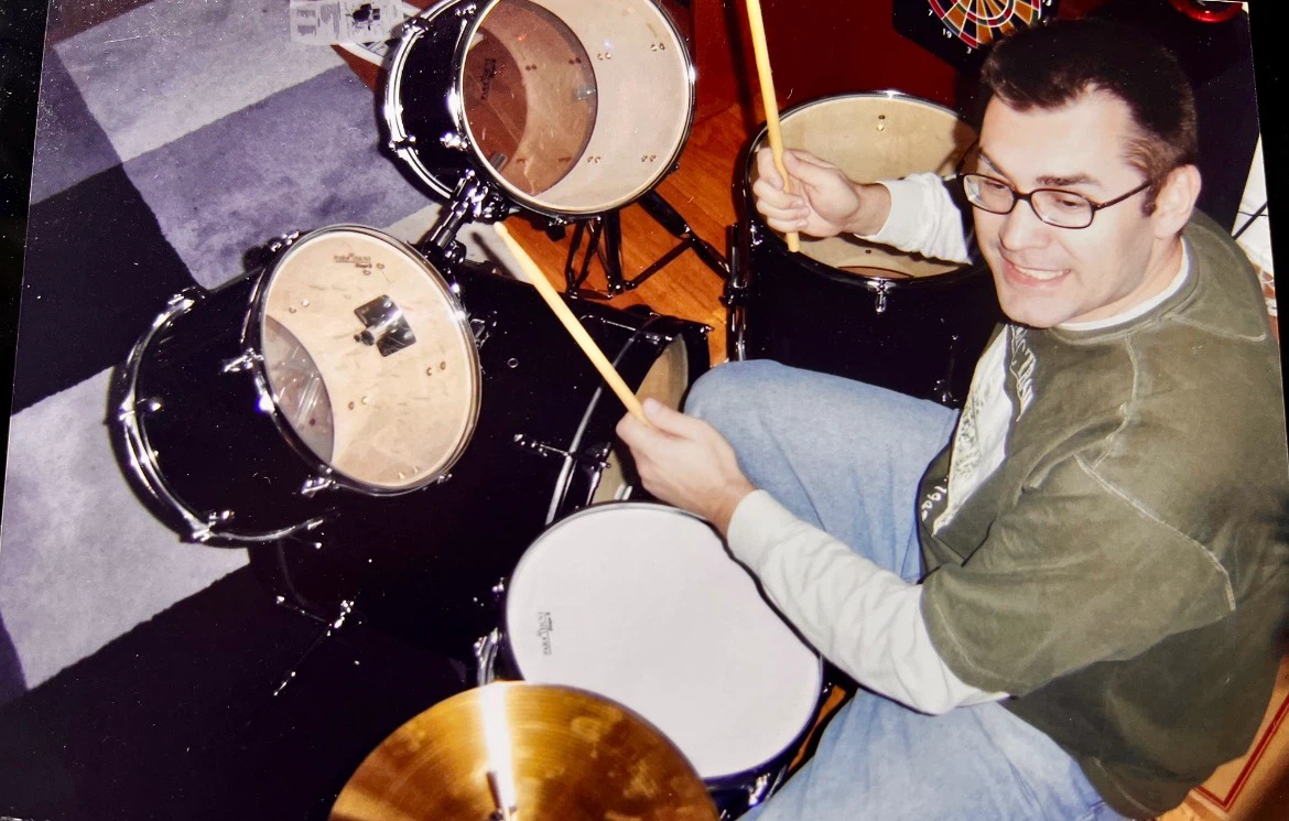 Paramount Stage II Drum Set