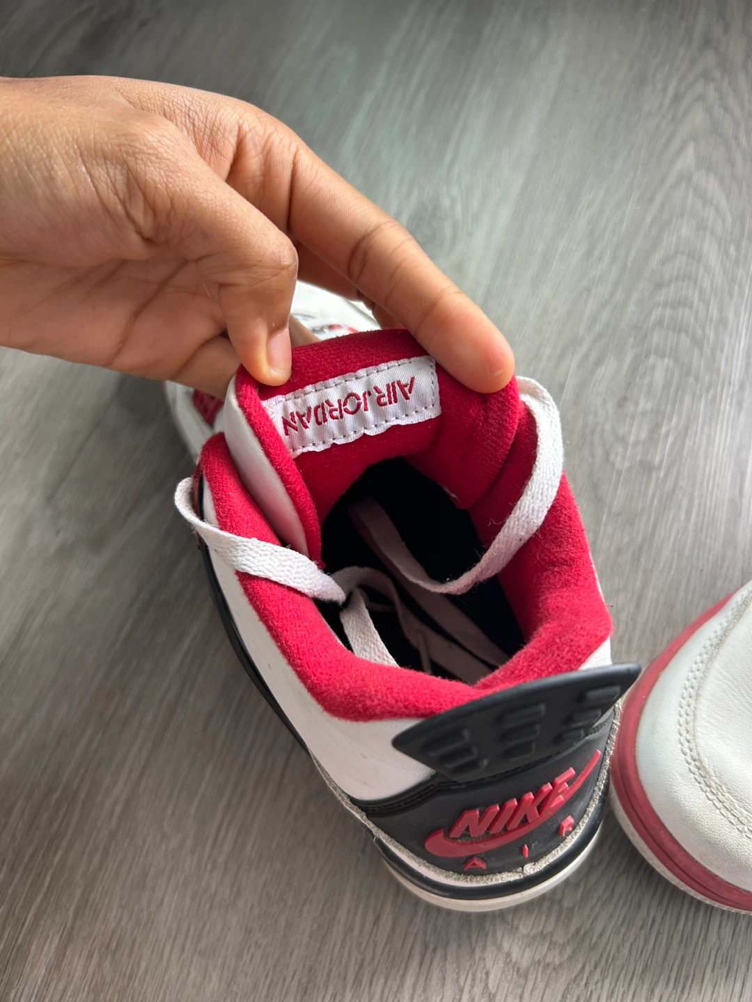 Authentic Air Jordan 4 Sneakers - photo 4