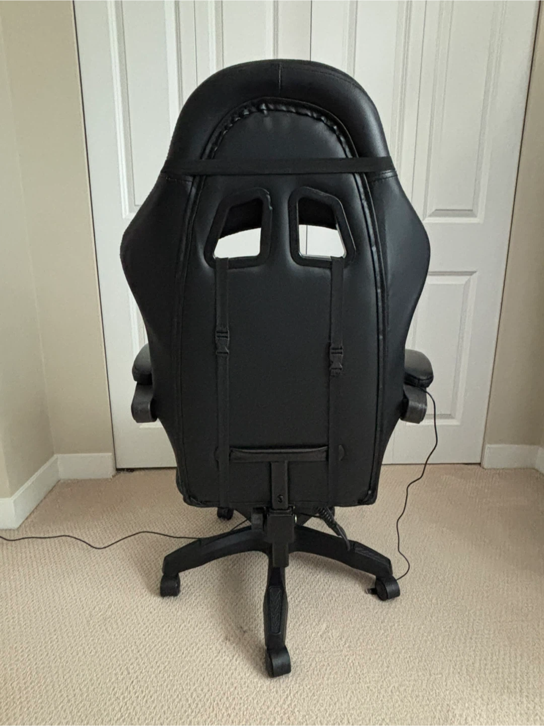 WINGOMART Gaming Chair with RGB Lighting - photo 4