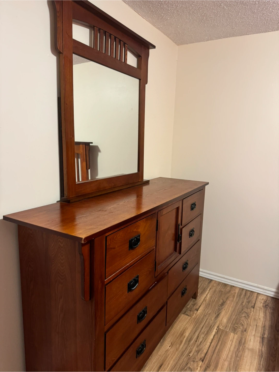 Furniture - photo 2