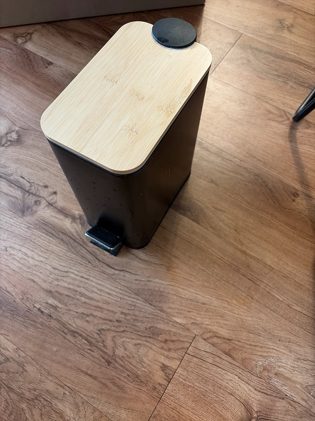 Garbage bin - photo 2