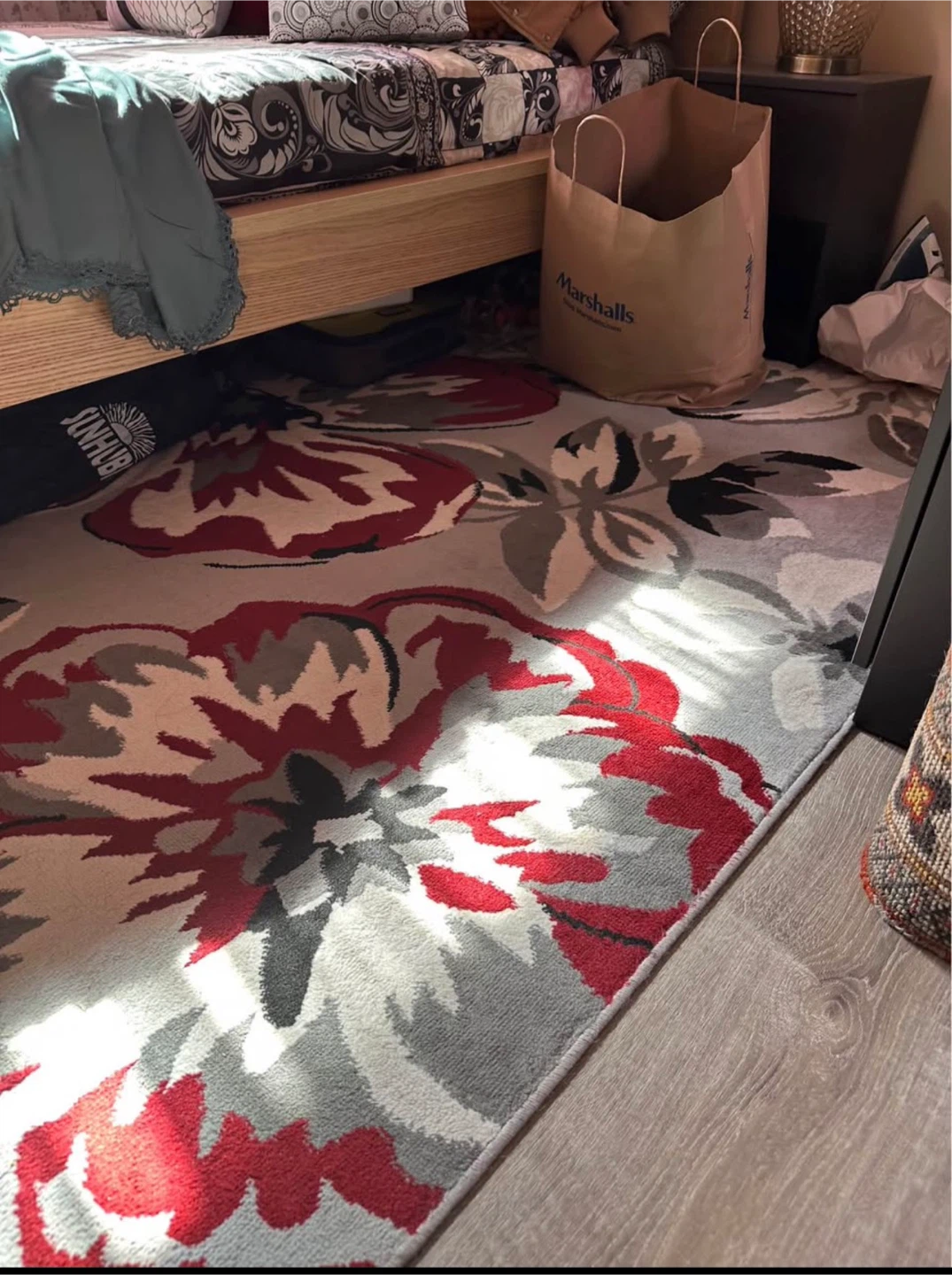 Floral Area Rug - photo 3