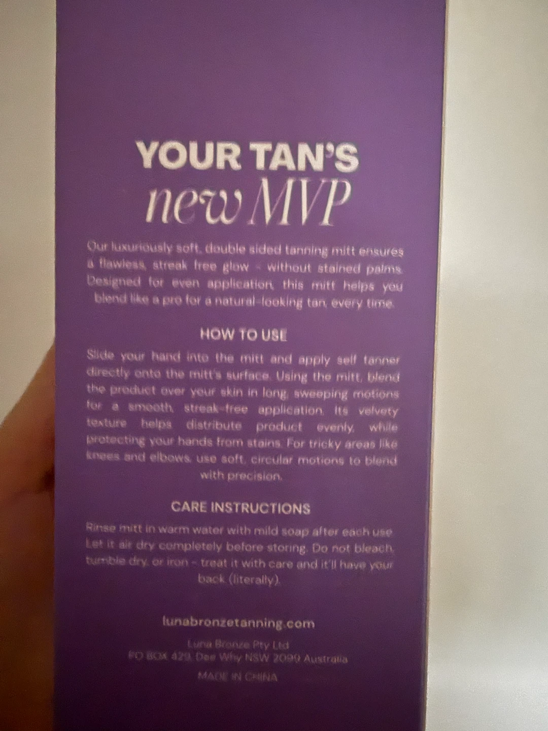 Luna Bronze Self Tanning Mitt - photo 4