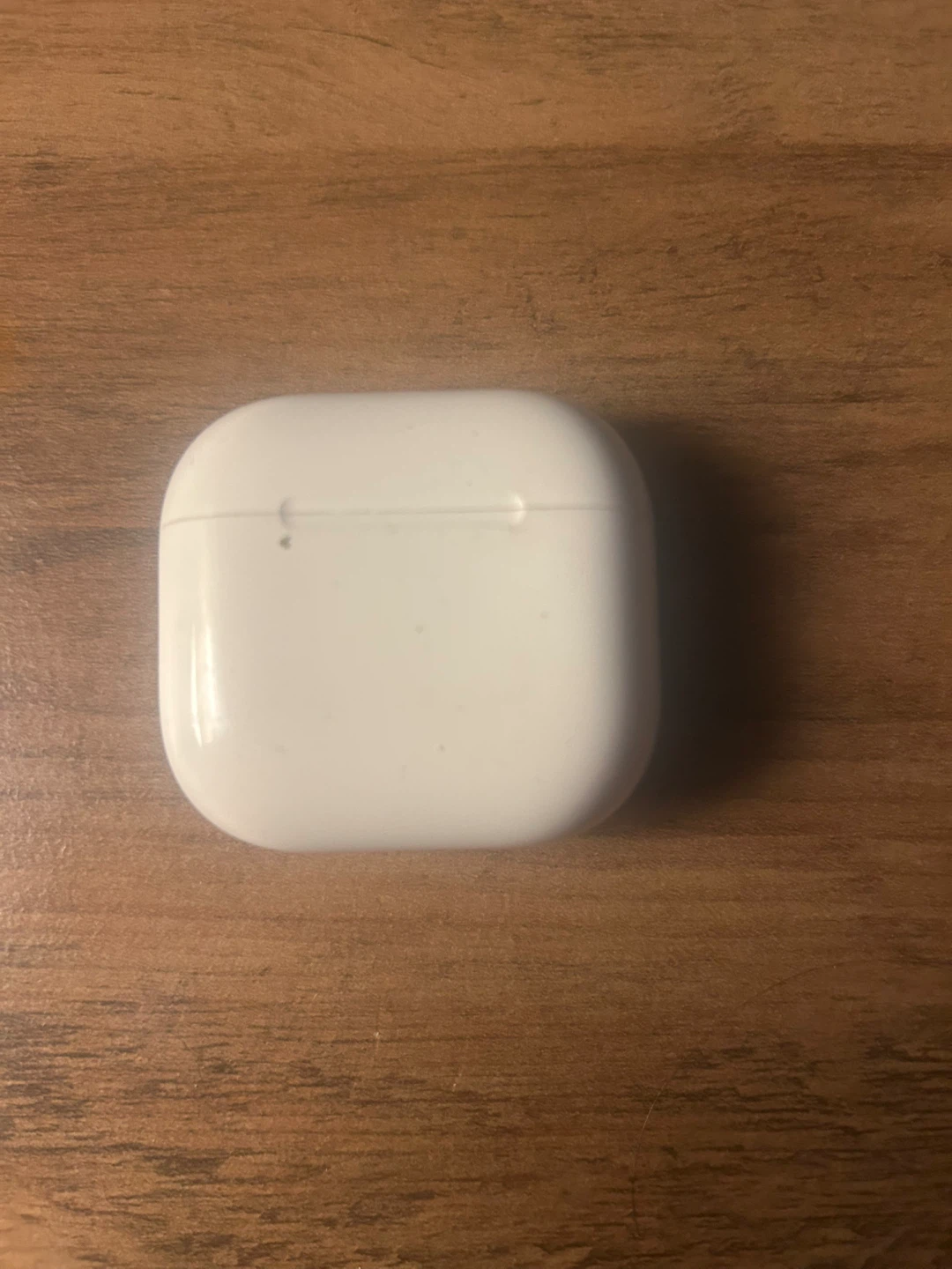 Apple AirPods Pro Charging Case - photo 2