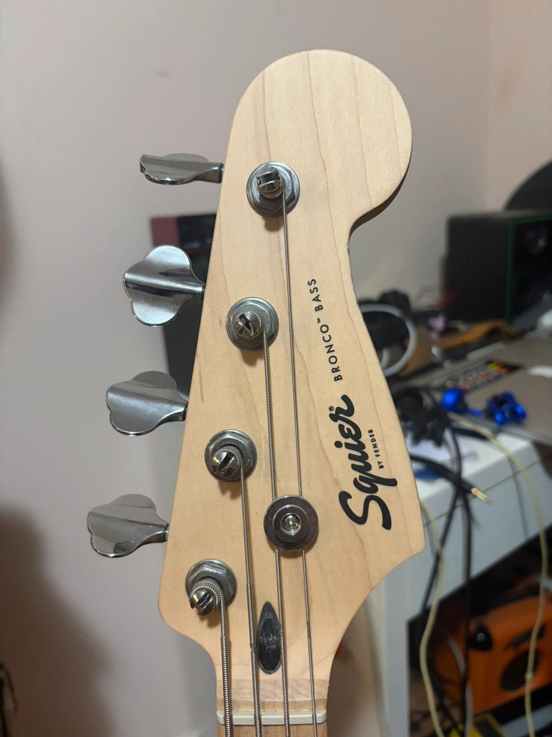 2023 Squier bronco bass - photo 3