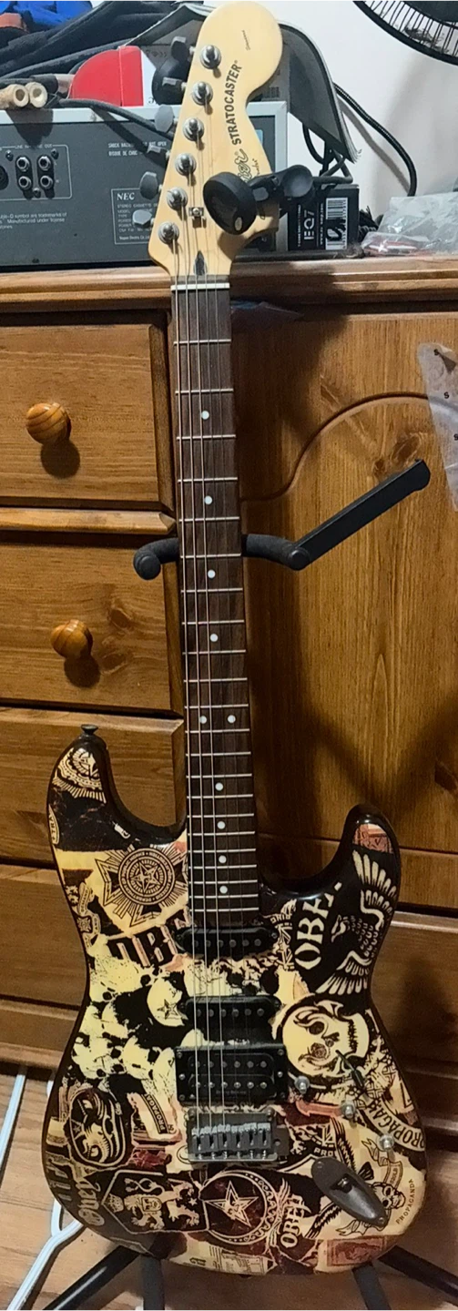 Squier Obey series Stratocaster - photo 2
