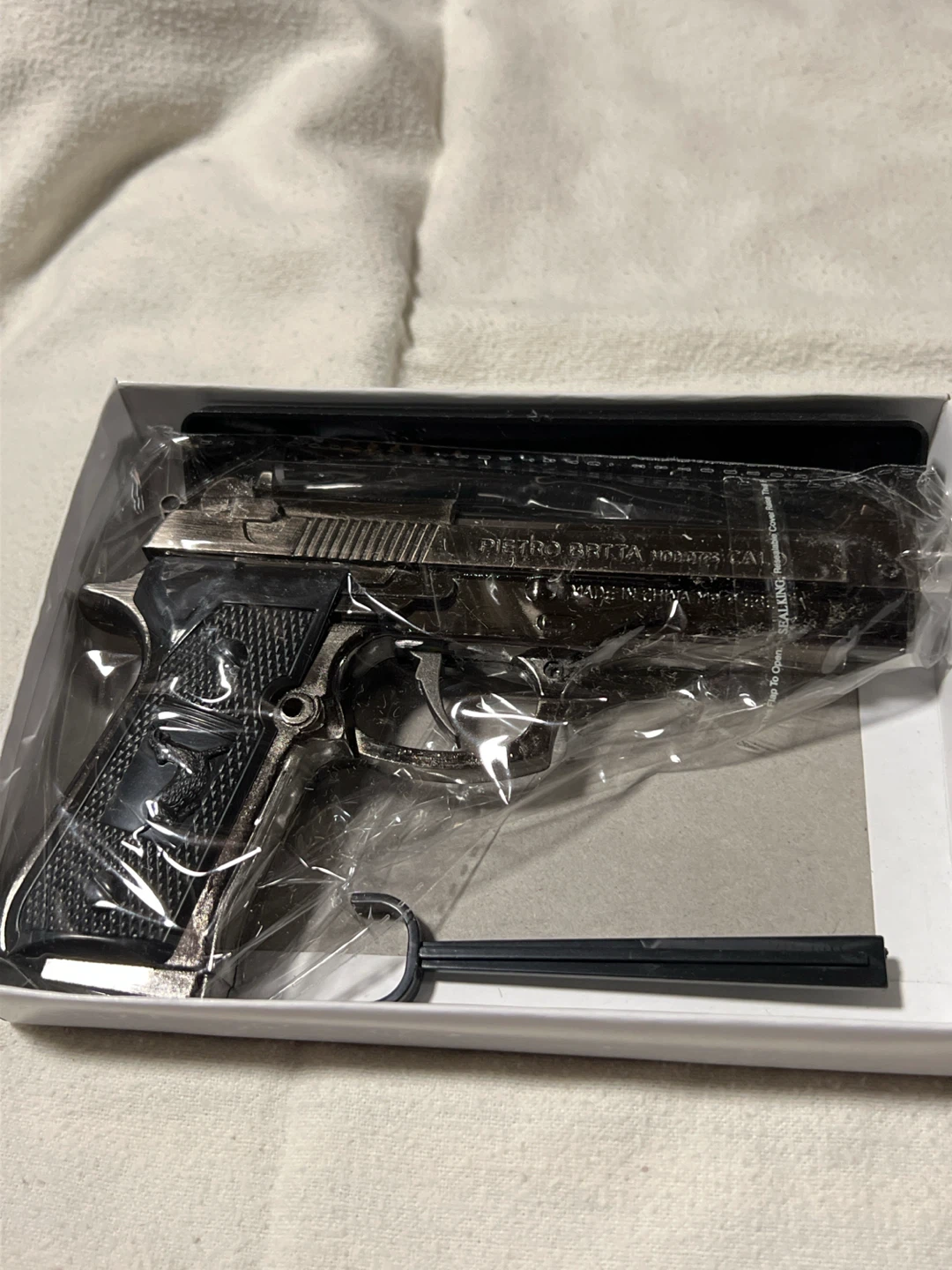 Pietro Beretta Model 92FS Replica lighter